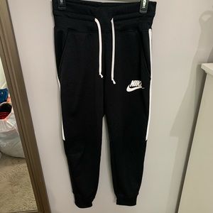 High waisted Nike Jogger